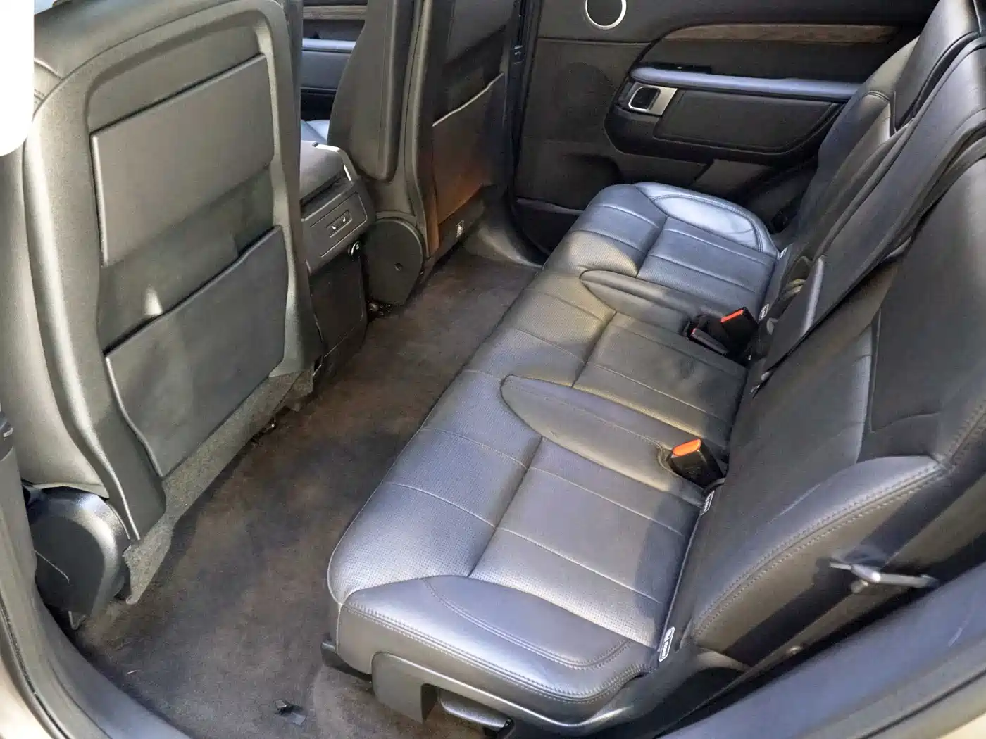 Land Rover Discovery 2017 3.0 SC V6 HSE фото 5