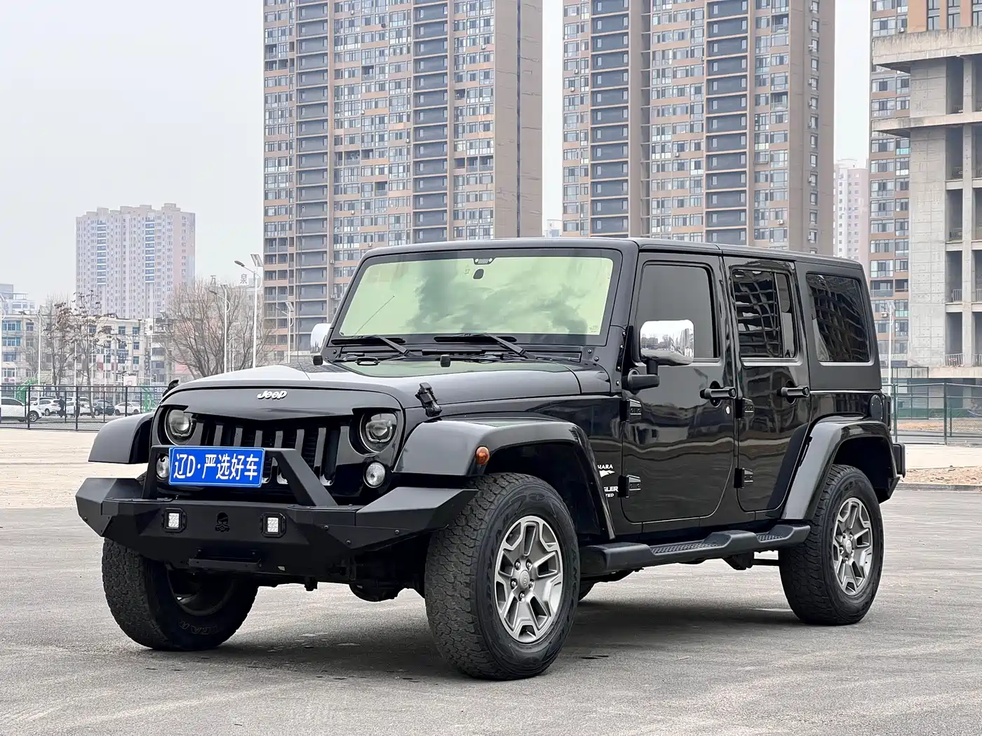 Фото 1 - Jeep Wrangler
