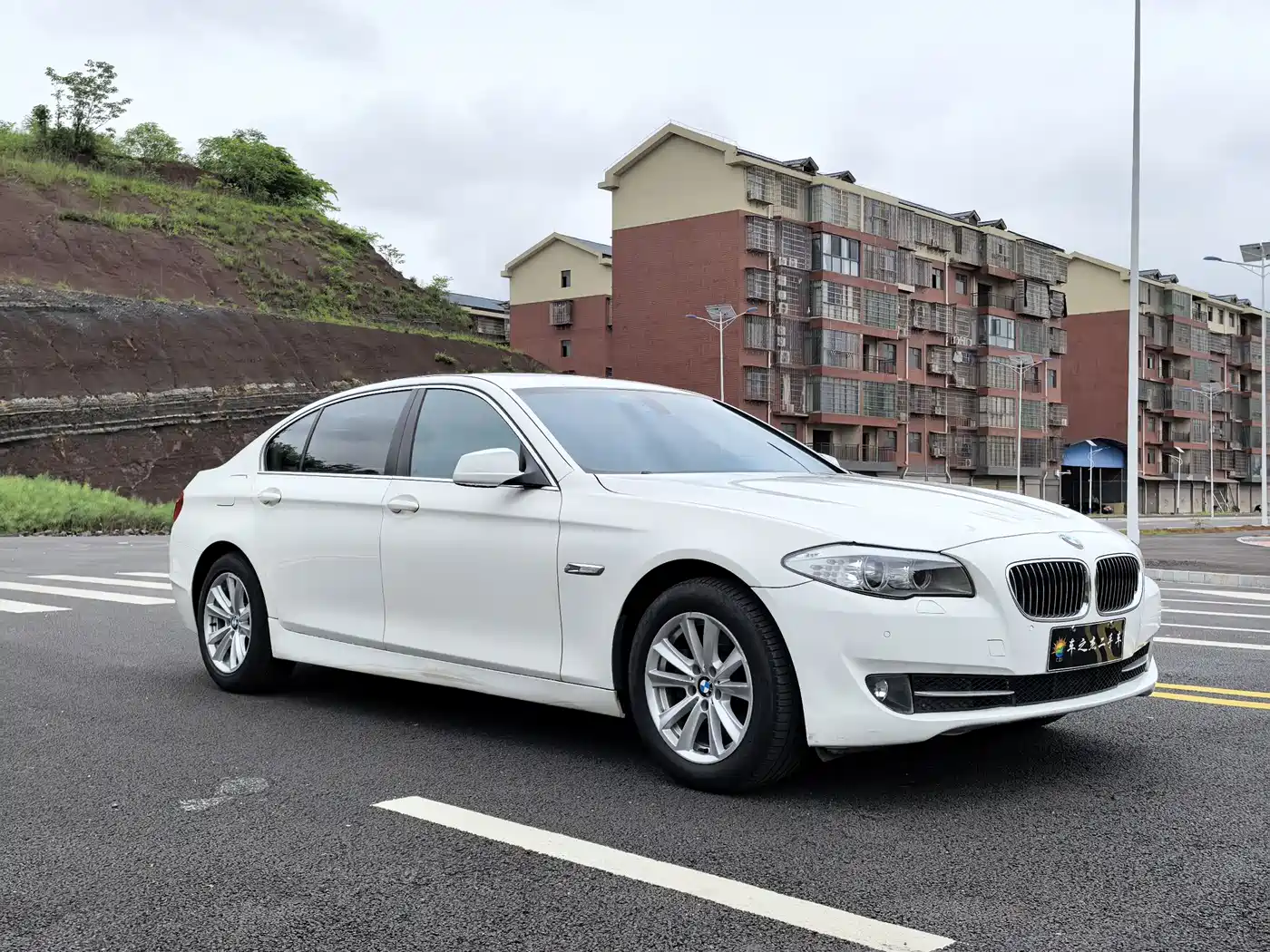BMW 5 Series 2012 520Li Elegance фото 3