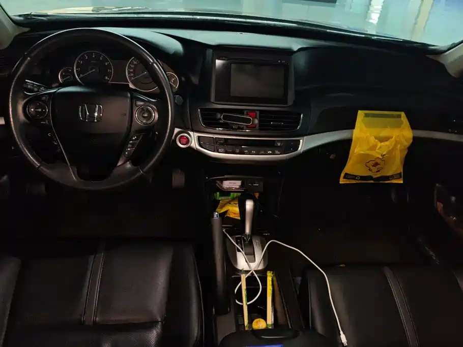 Фото 12 - Honda Crosstour