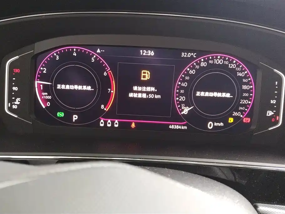 Volkswagen Passat 2022 330TSI Luxury Edition фото 14