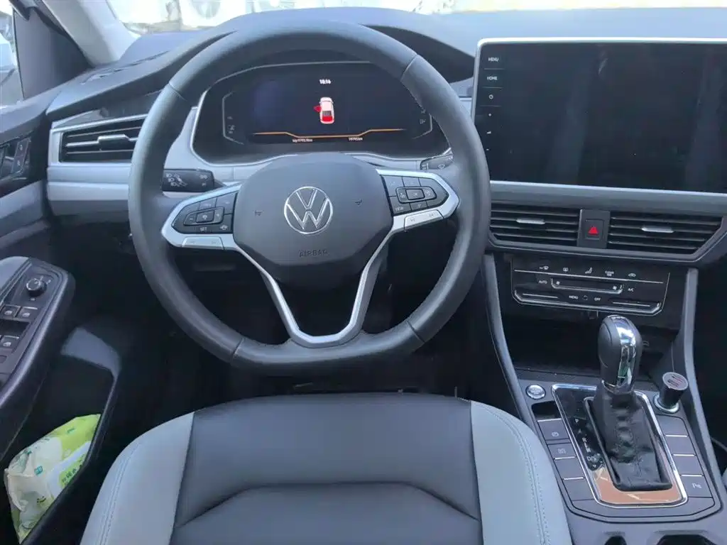 Volkswagen Bora 2024 300TSI DSG Premium Ride Edition фото 7