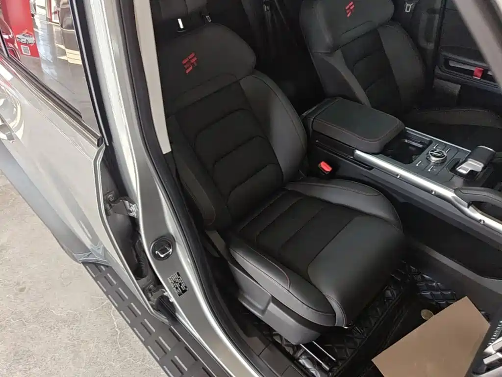 Jetour T2 2025 2023 Model 1.5T 2WD Discovery PRO