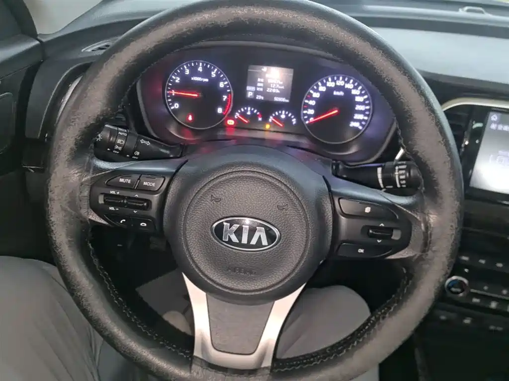 Kia Kaishen 2017 1.8L Automatic GLS фото 10