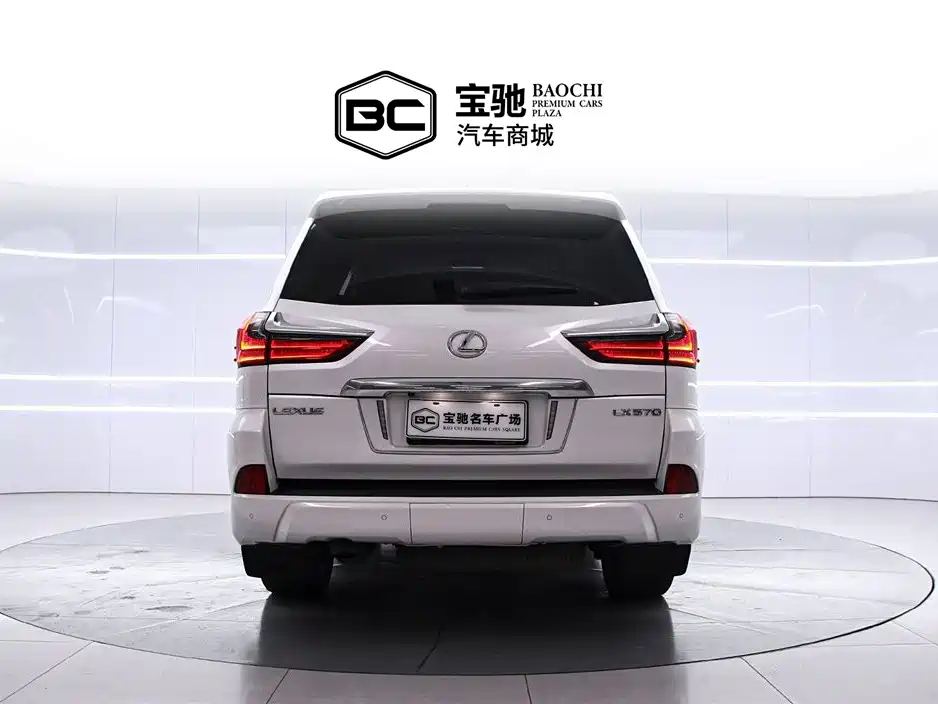 Lexus LX 2019 570 Dynamic Luxury Edition фото 4