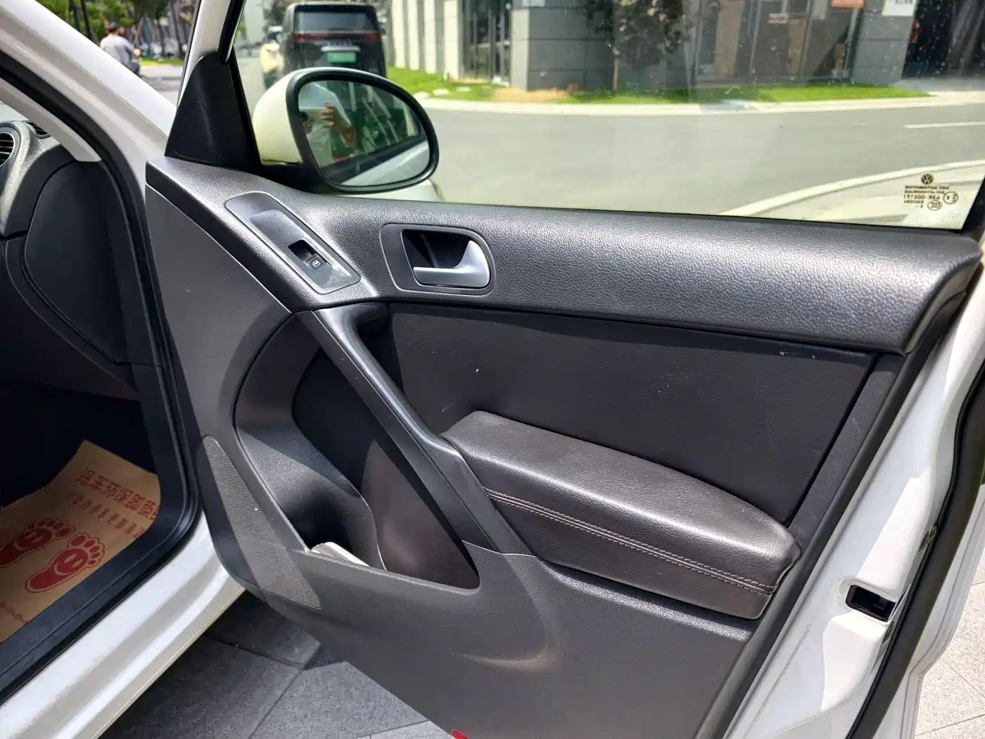 Volkswagen Tiguan 2016 Model 300TSI Automatic 2WD Comfort Edition фото 13