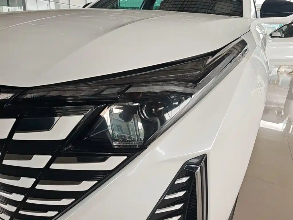 Changan UNI-Z 2024 2025 1.5T Premium
