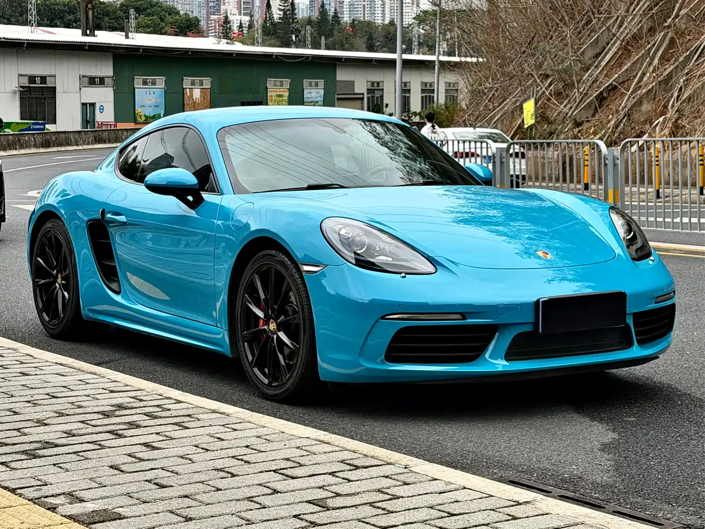 Porsche 718 2018 Cayman 2.0T фото 3