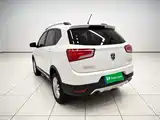 Фото 4 - Baojun 560