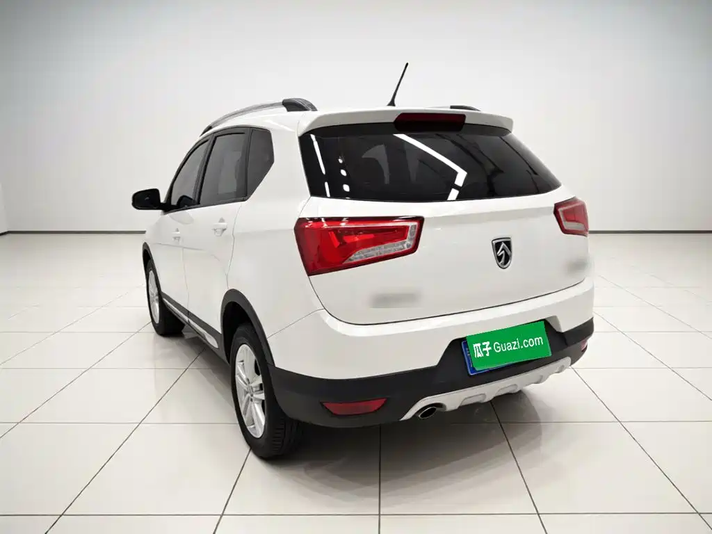 Фото 4 - Baojun 560