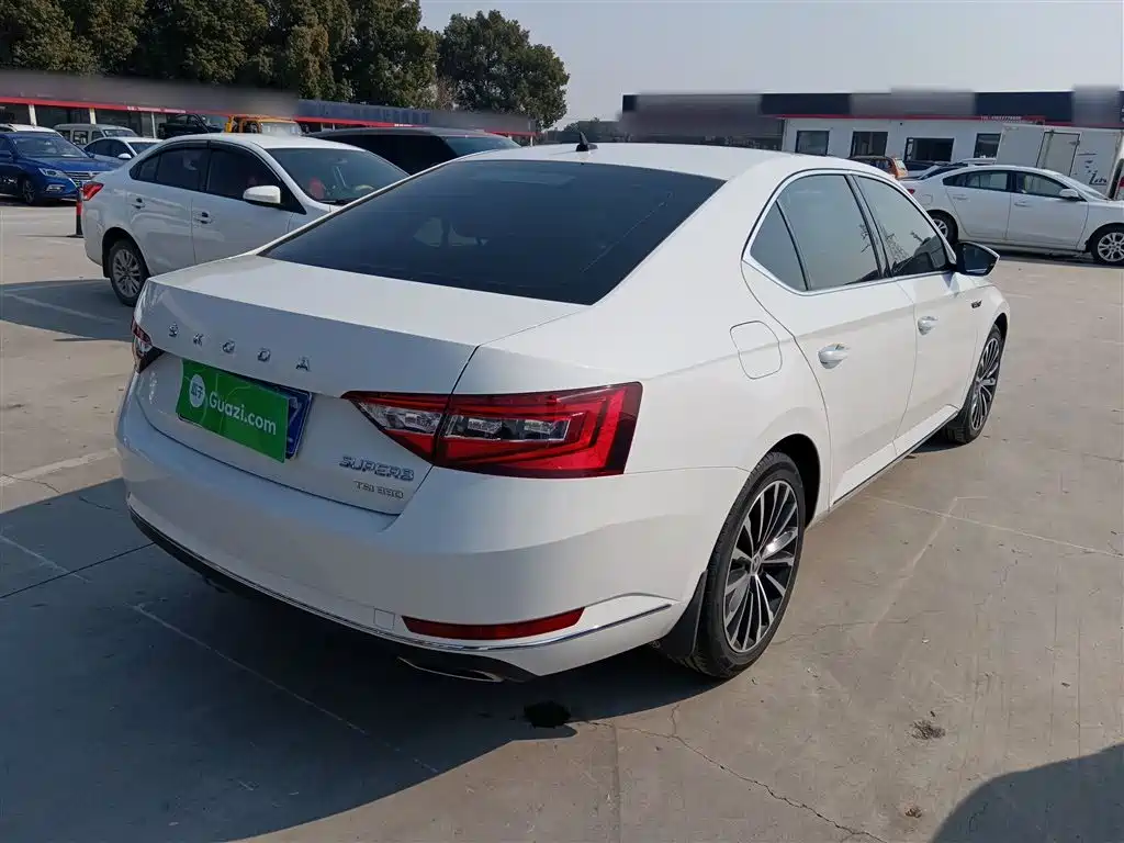 Škoda Superb 2018 TSI330 DSG Comfort Version China VI фото 23