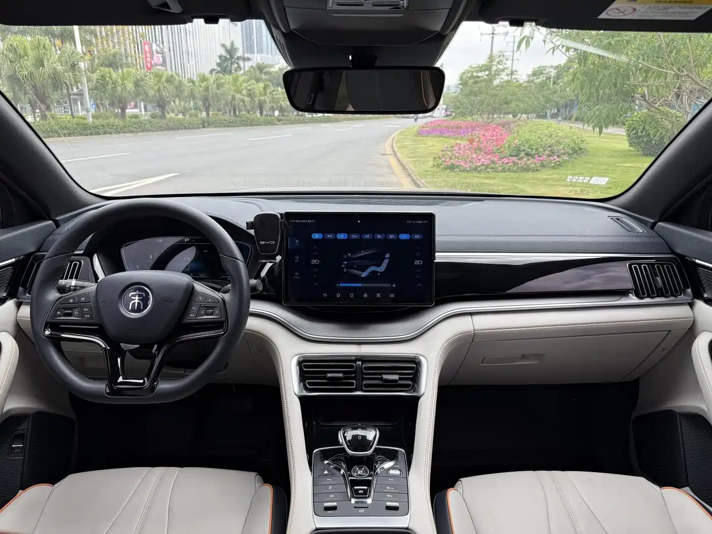 BYD Song PLUS PHEV 2021 DM-i 110KM Flagship фото 12