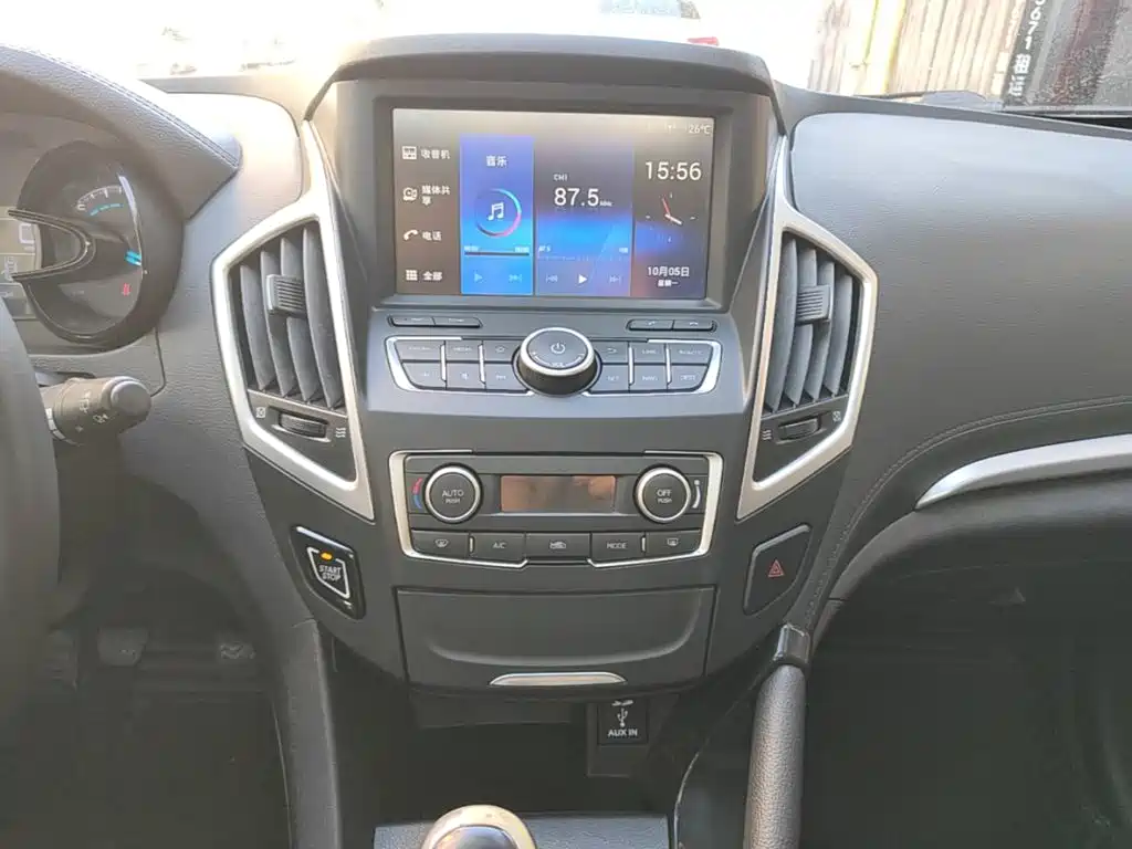 Dongfeng Aeolus Dongfeng Fengshen AX7 2015 2015 2.0L Manual Zhiyi Edition