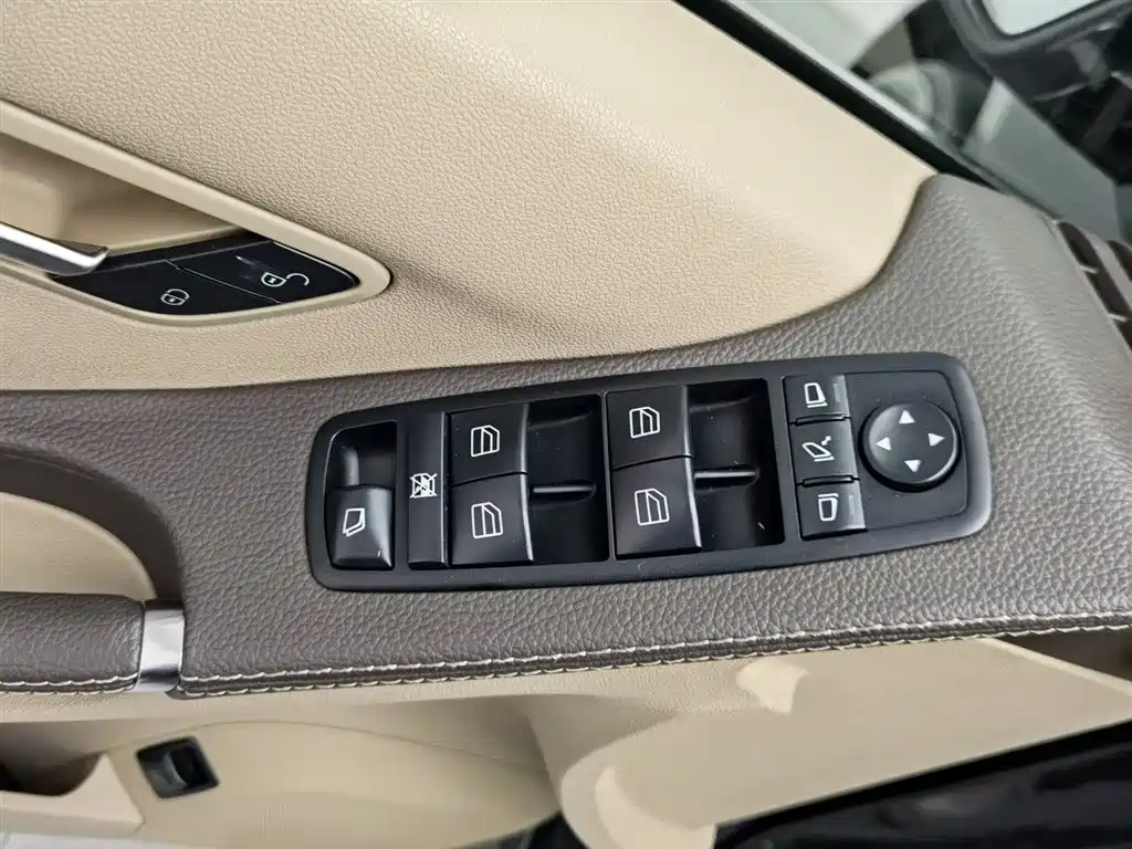 Mercedes-Benz R-Class 2015 R 400 4MATIC Business фото 9