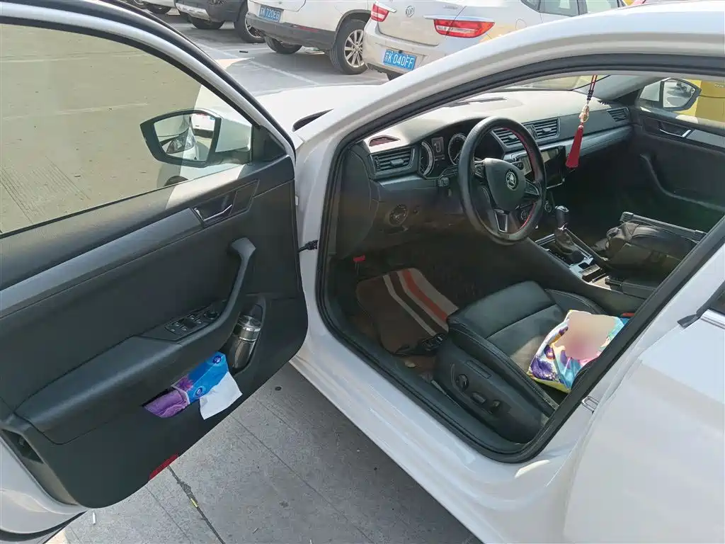 Škoda Superb 2018 TSI330 DSG Comfort Version China VI фото 13