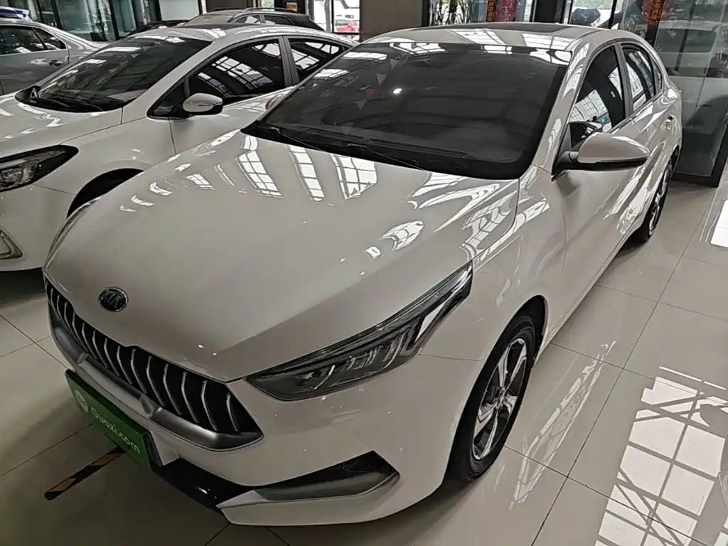 Фото 2 - Kia K3