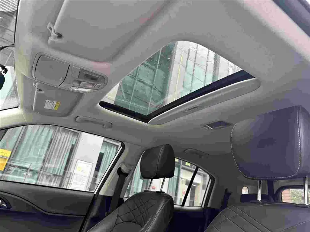 Hyundai Beijing Hyundai ix35 2021 240TGDi DCT 2WD GLS Leading Edition фото 8