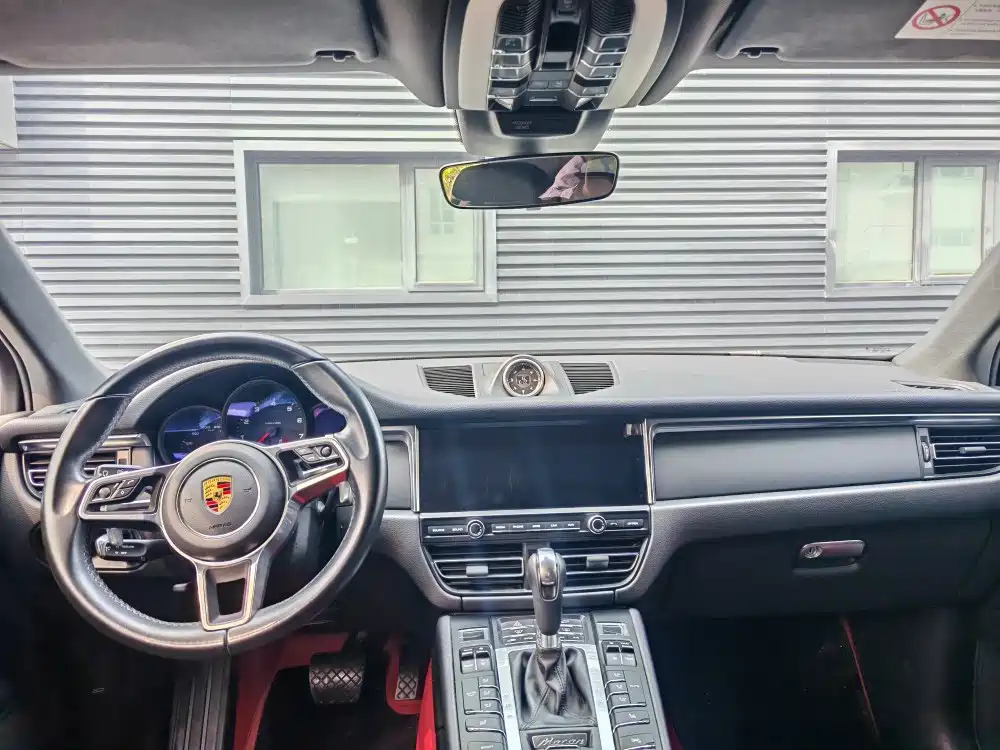 Porsche Macan 2021 Macan 2.0T фото 7
