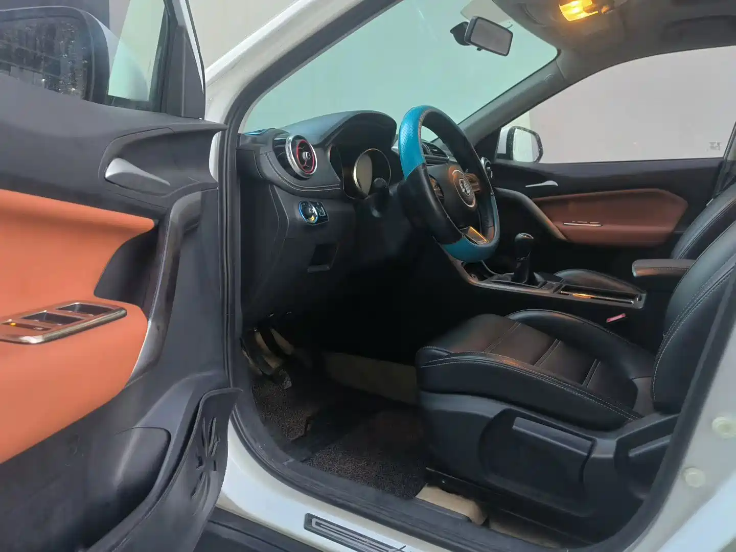 Фото 4 - MG Roewe RX5