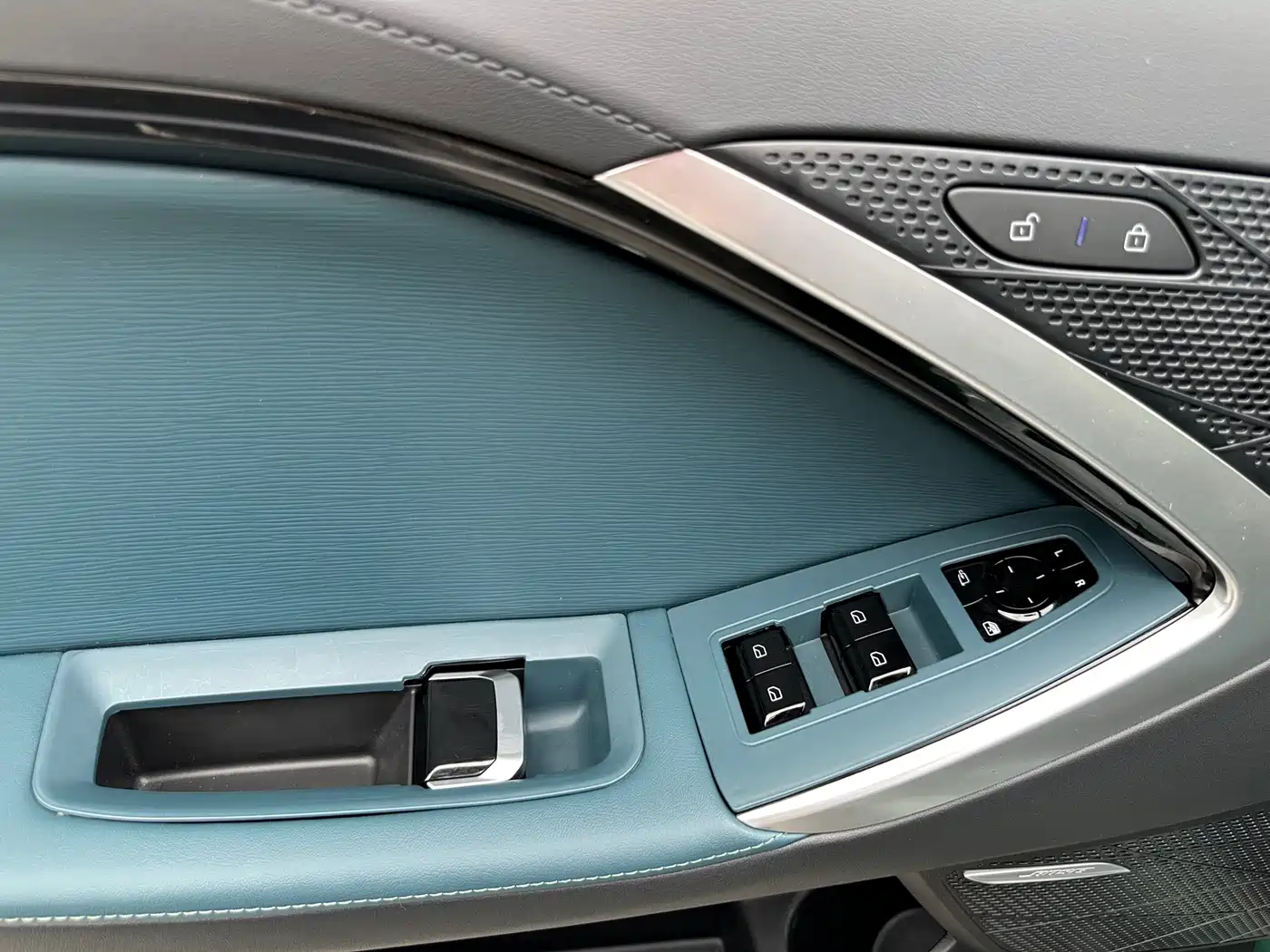MG MG7 2025 2025 1.5T 300 DCT Elegance Edition