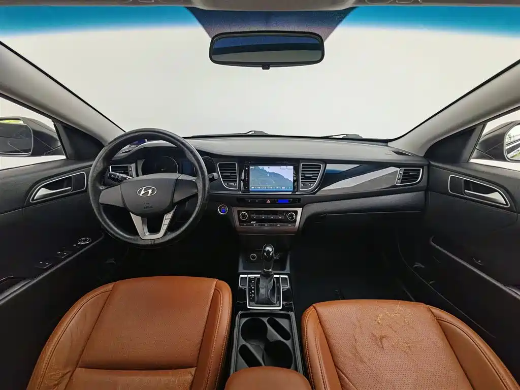 Hyundai Mistra 2014 1.8L Auto Comfort GL фото 5