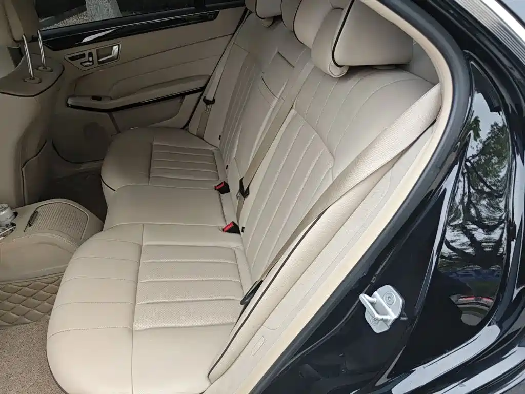 Mercedes-Benz E-Class 2015 E 260 L Sport Fashion фото 15