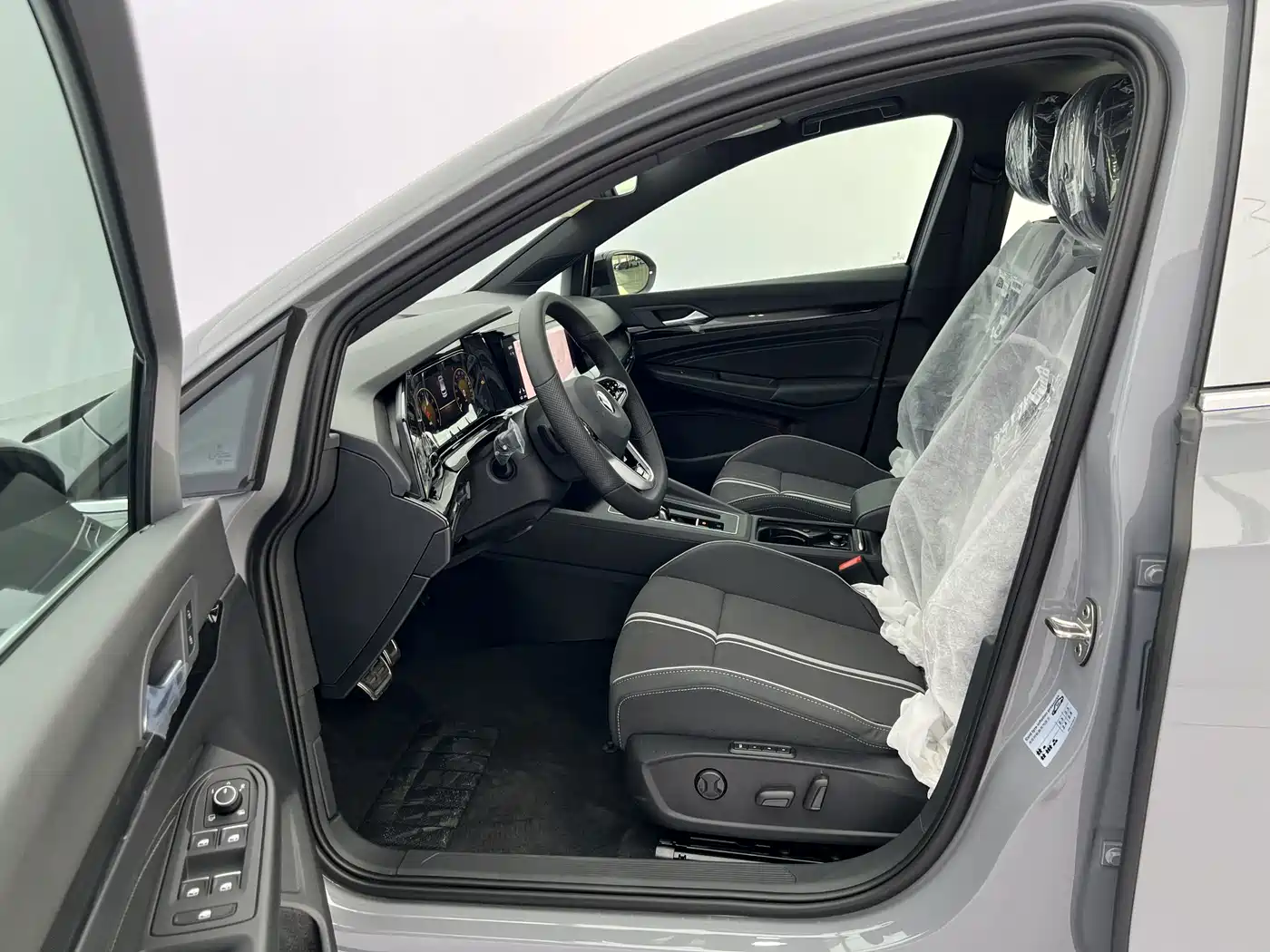 Volkswagen Golf 2024 2023 280TSI DSG R-Line Lite