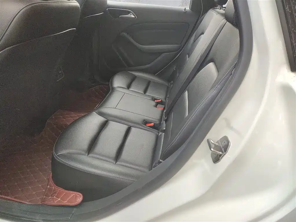 Mercedes-Benz B-Class 2019 B 200 Fashion фото 17