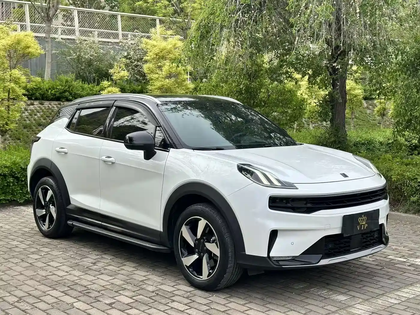 Lynk & Co 06 2020 1.5T Halo фото 3
