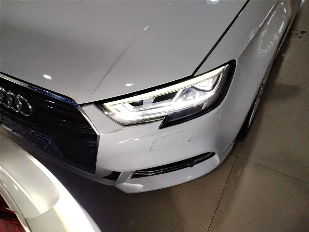 Audi A3 2019 Limousine 35 TFSI Fashion China V фото 24