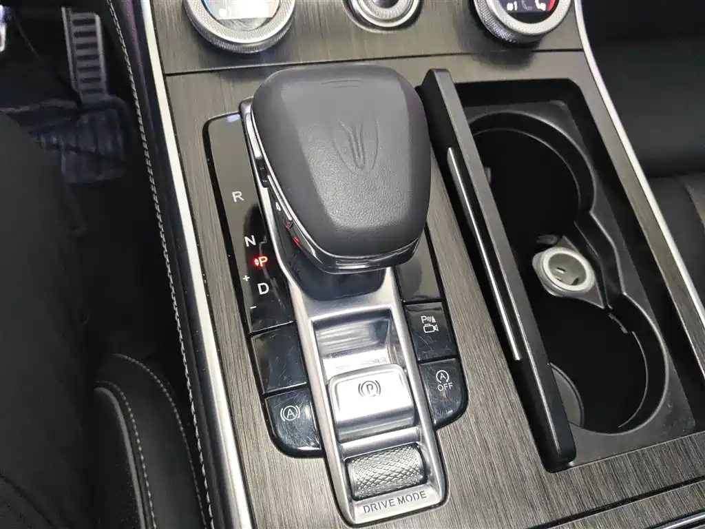 Hongqi H9 2023 Model 2.0T Smart Connect Flagship Edition фото 14