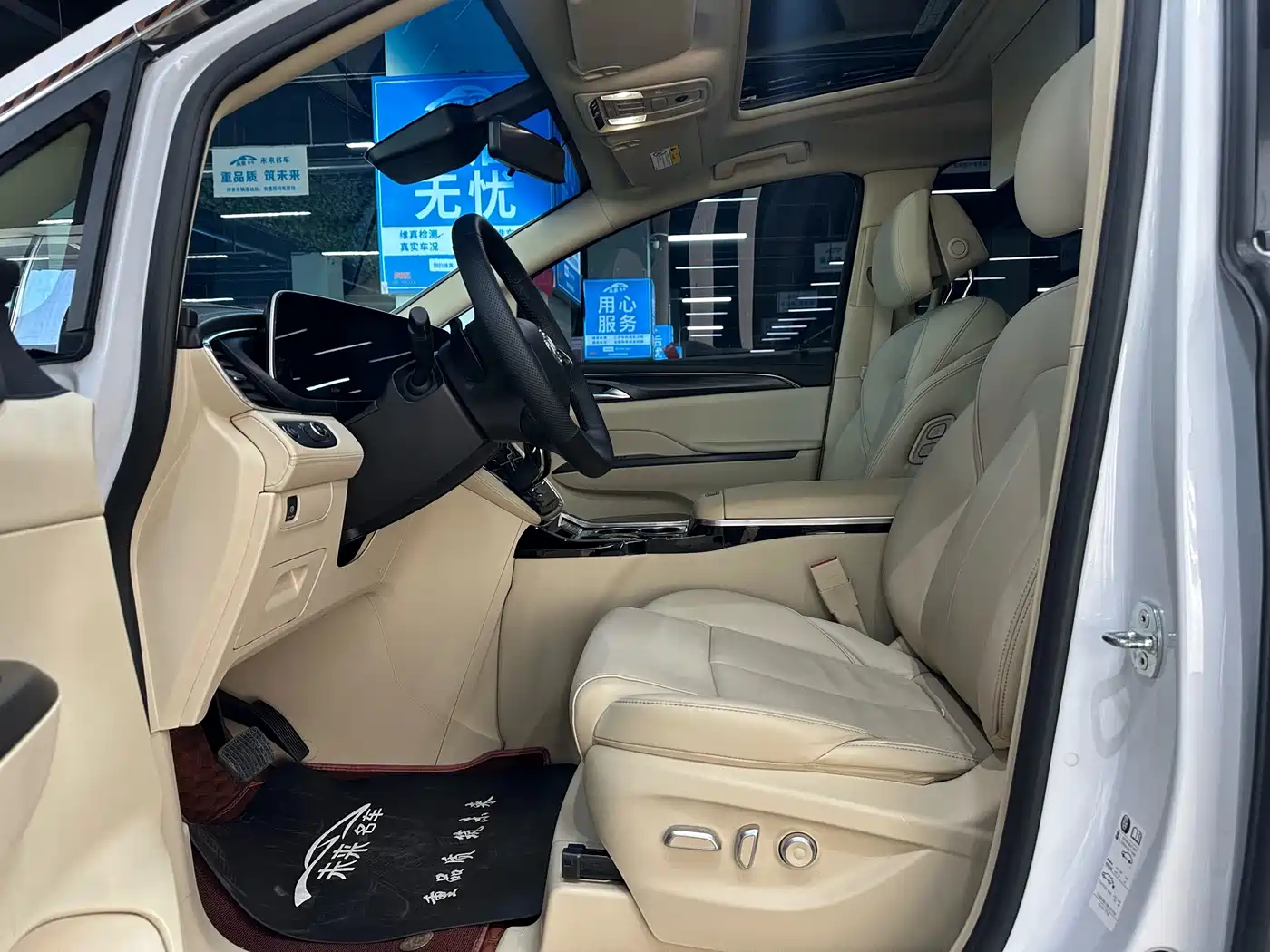 Buick GL8 2023 ES Landmaster Exclusive фото 6