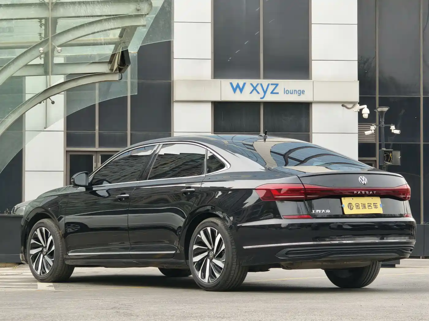 Volkswagen Passat 2025 Outstanding 330TSI Elite Edition фото 9