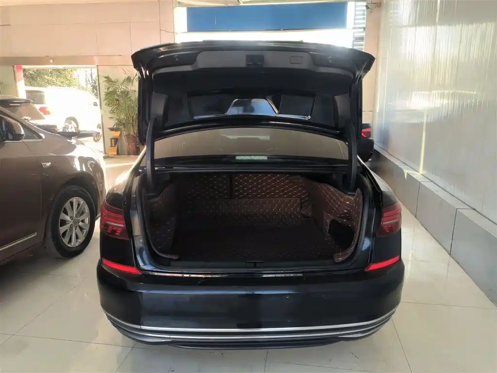 Volkswagen Passat 2019 330TSI Elite Version China VI фото 9