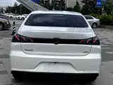 صورة 19 - Peugeot 408