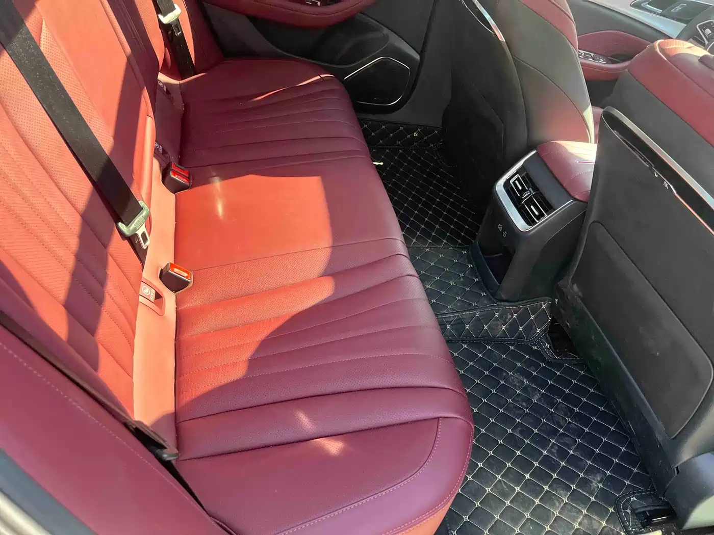 Hongqi H5 PHEV 2026 2025 130 Super Hybrid Edition