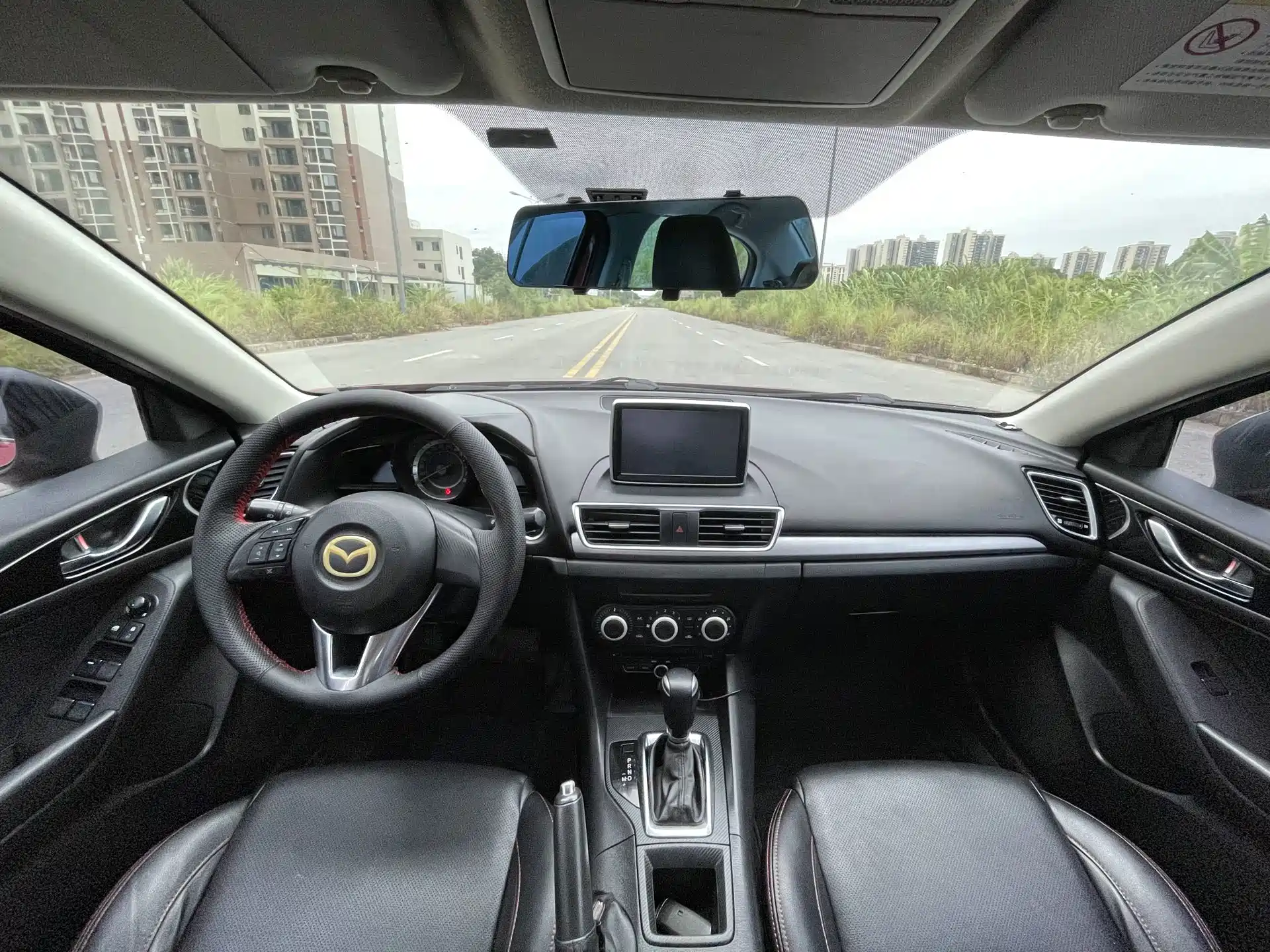 Photo 9 - Mazda Mazda 3