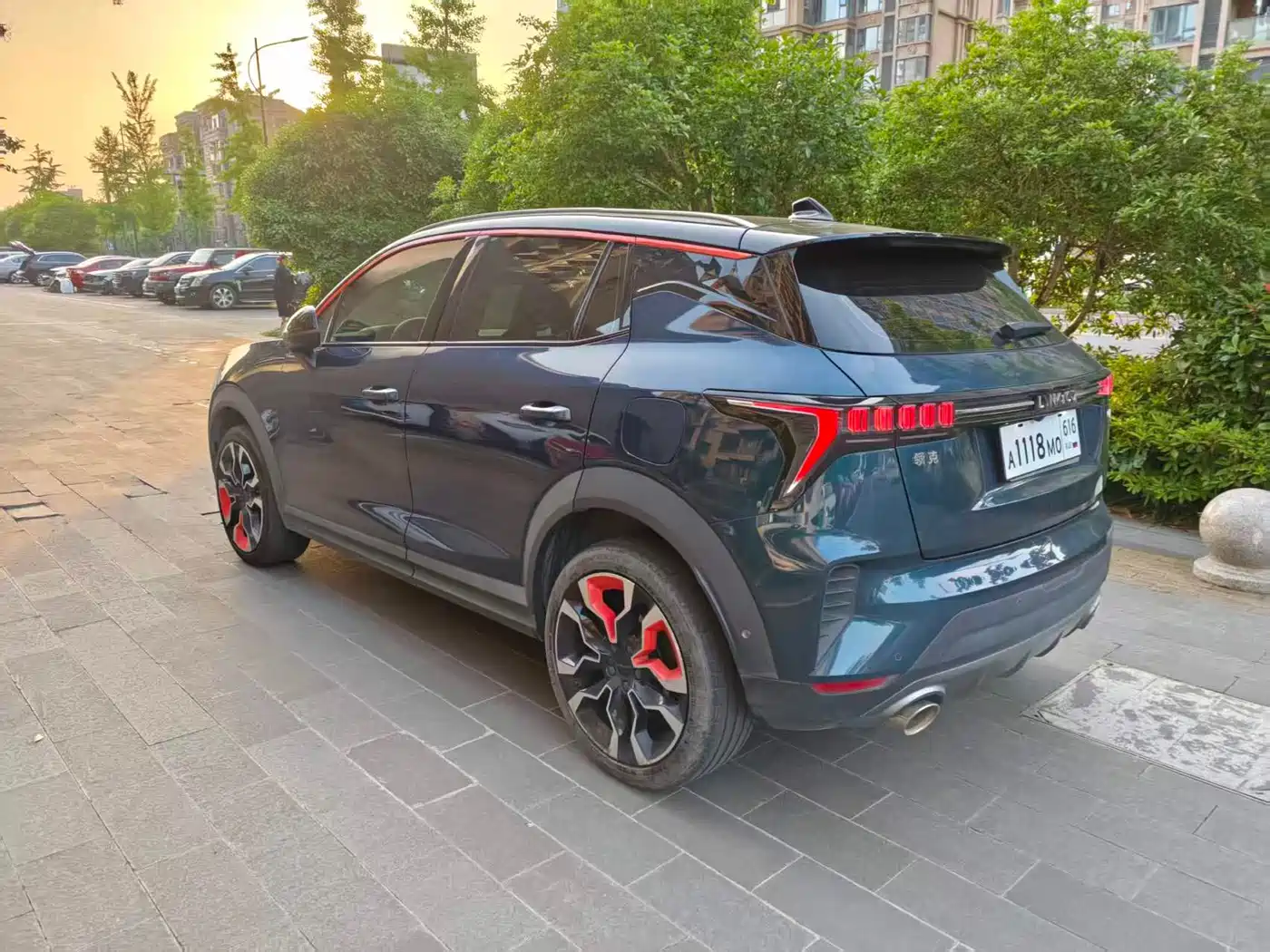 Lynk & Co 06 2020 1.5T Halo фото 4