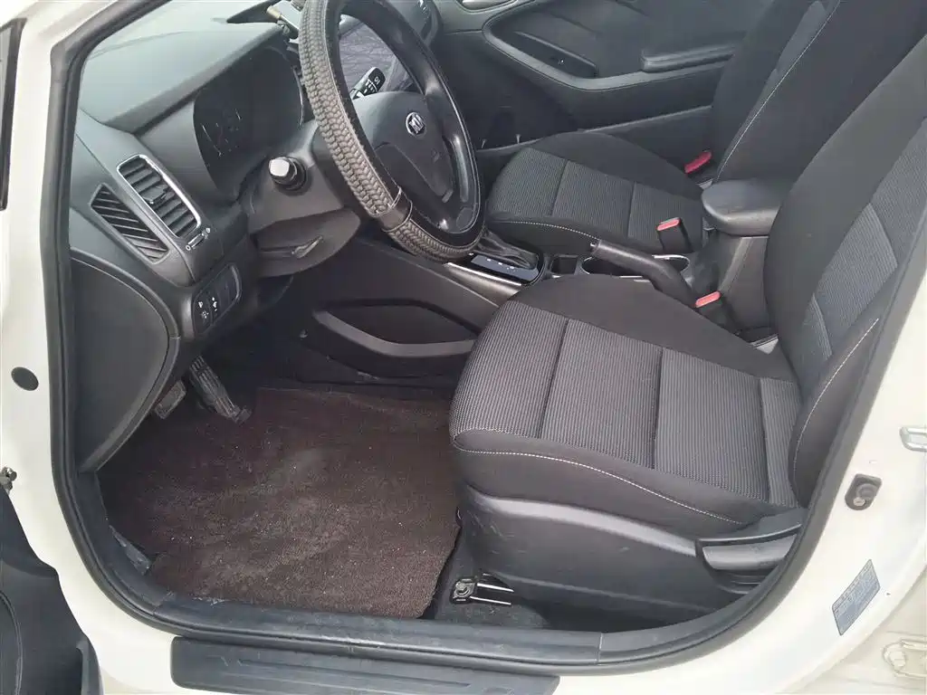 Kia K3 2016 1.6L Automatic GL фото 15