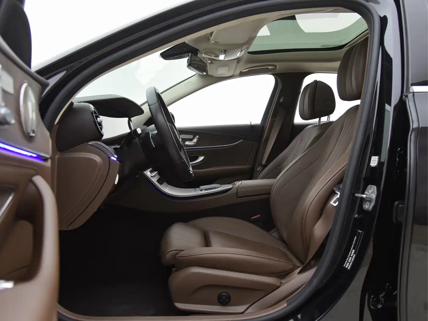 Mercedes-Benz E-Class 2022 Second Facelift E 300 L Luxury фото 8