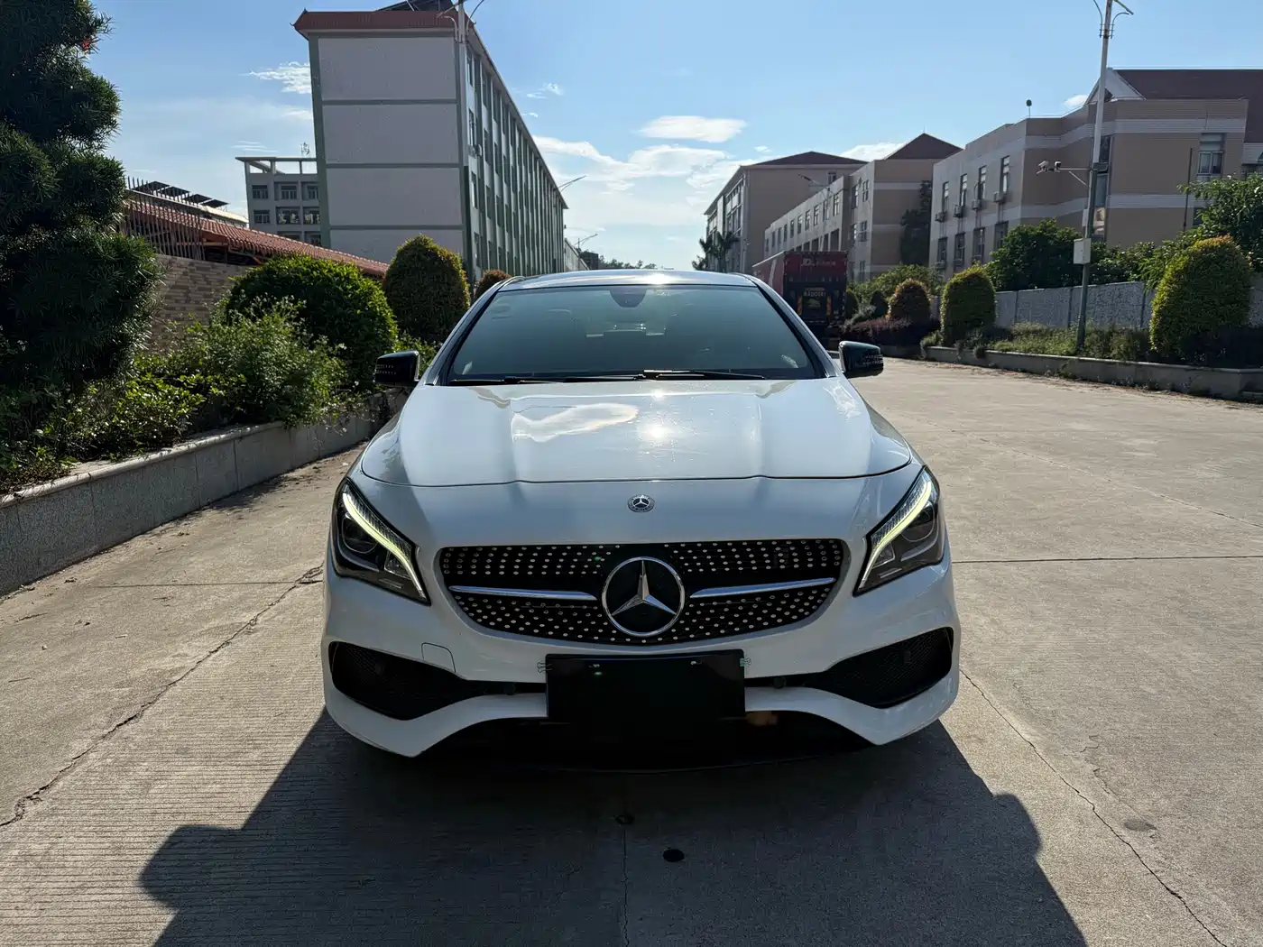 Mercedes-Benz CLA (Import) 2017 CLA 220 4MATIC фото 2