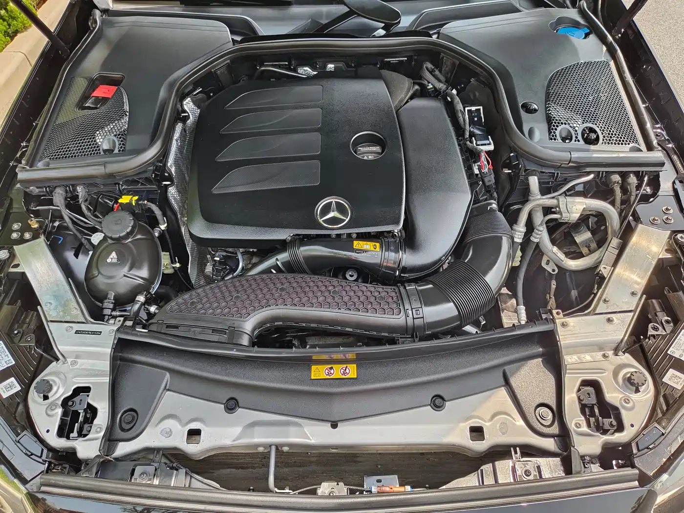 Mercedes-Benz E-Class 2022 Second Facelift E 300 L Luxury фото 33