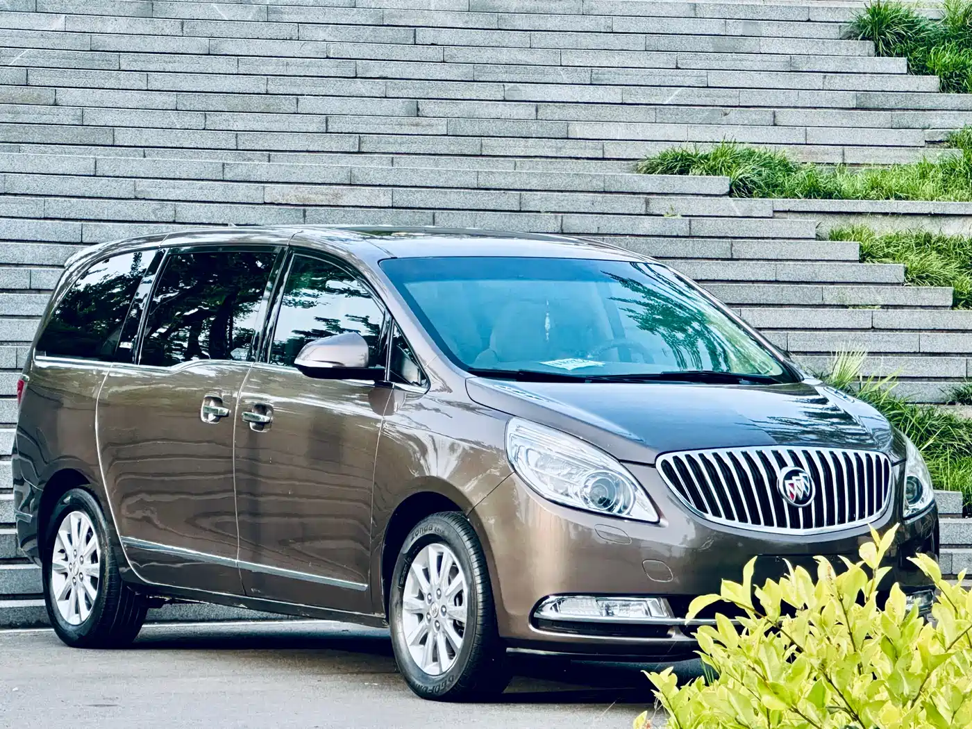 Buick GL8 2014 3.0L GT Luxury Business Elegance фото 2