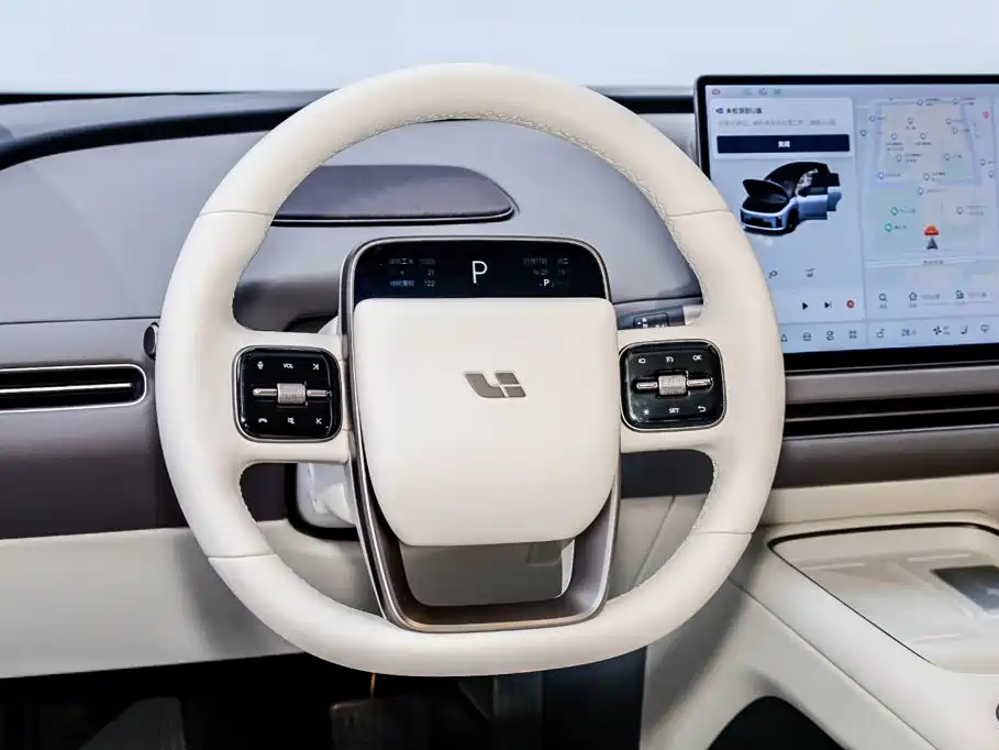 Li Auto Li i8 2025 2025 Standard Edition