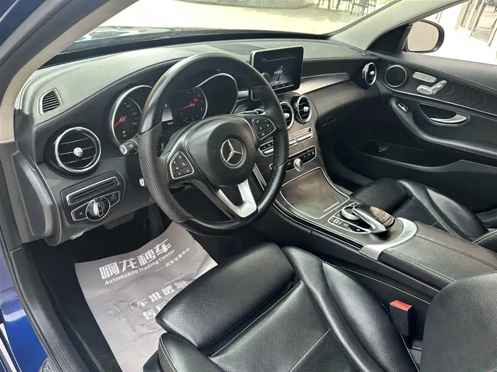 Mercedes-Benz C-Class 2017 C 200 L Sport фото 35