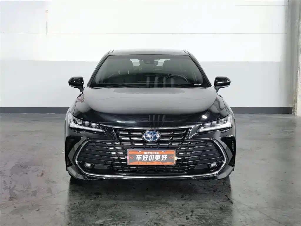 Toyota Avalon 2023 Hybrid 2.5L XLE Premium Edition фото 3