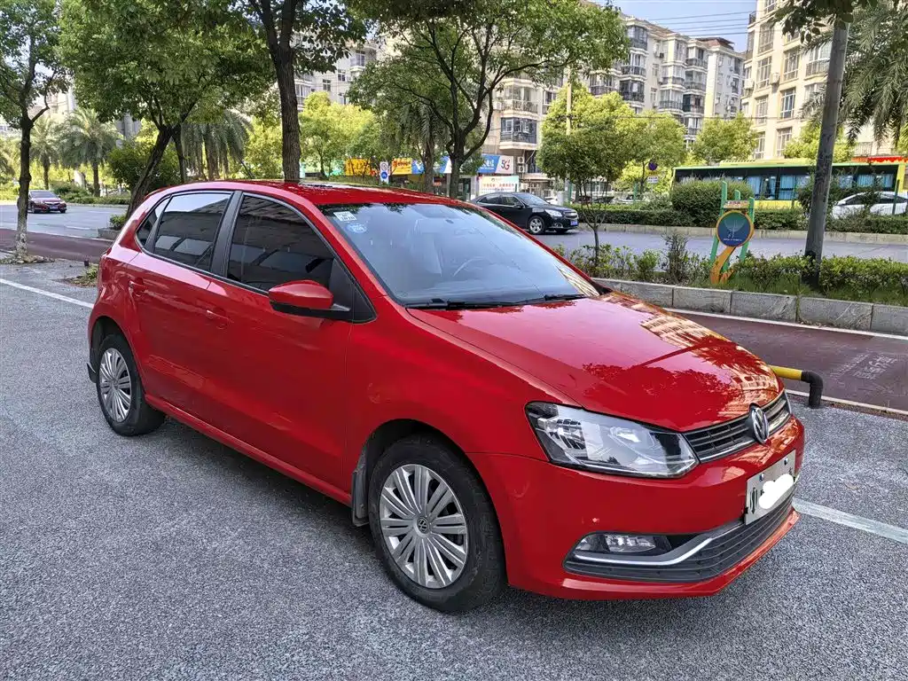 Volkswagen Polo 2016 1.6L Automatic Comfort фото 21