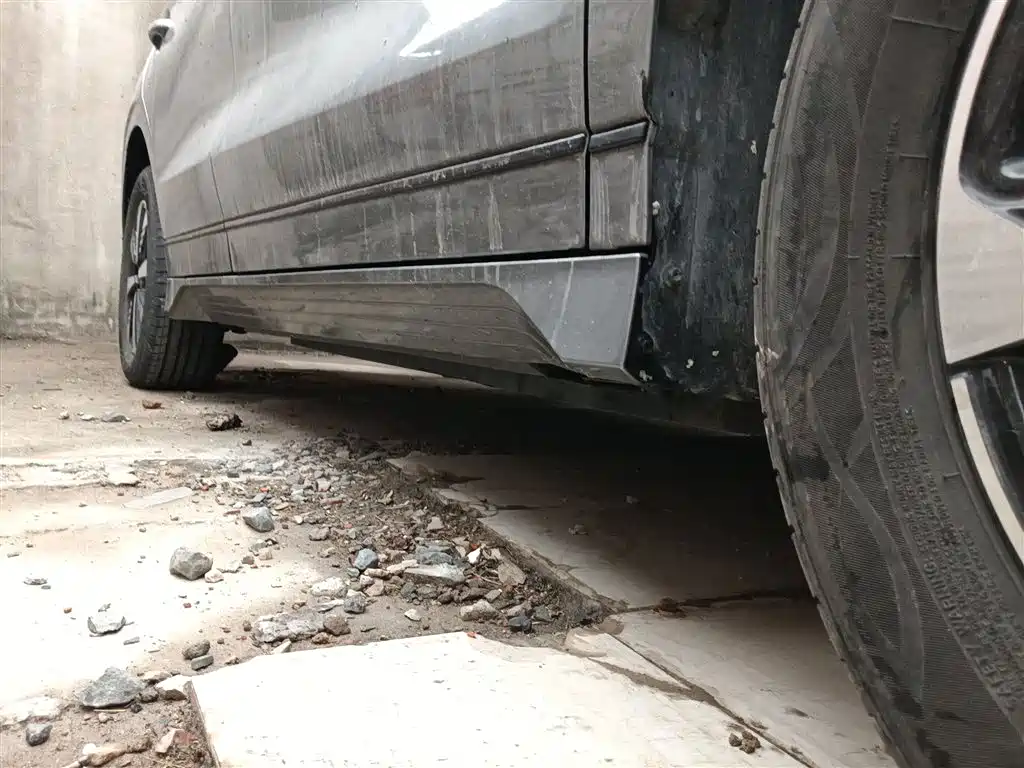 BYD E2