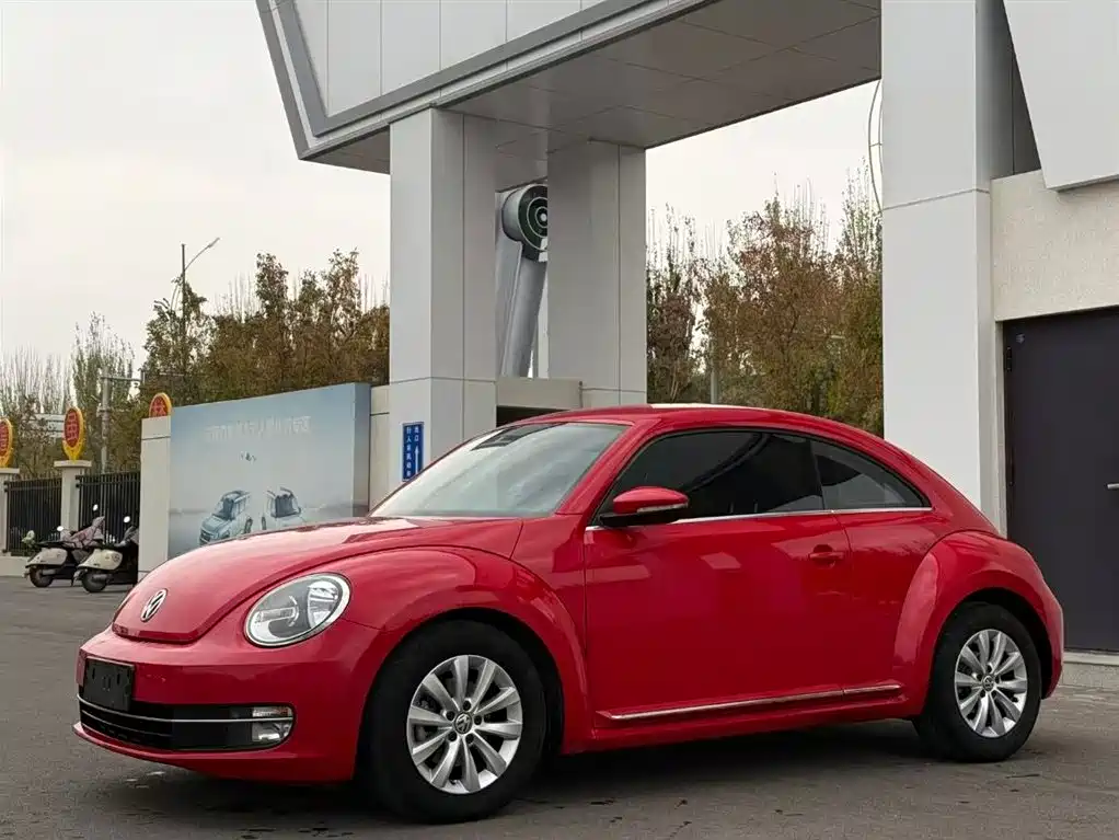Volkswagen Beetle 2016 Model 180TSI Club Edition