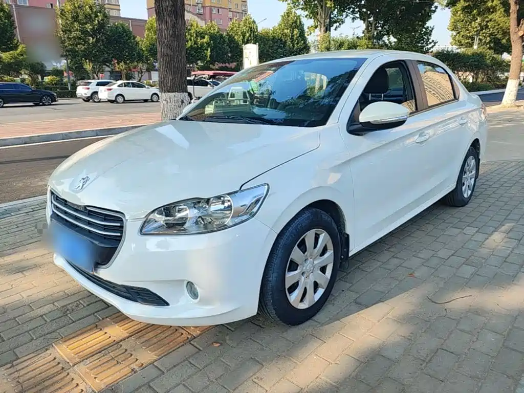 صورة 2 - Peugeot 301